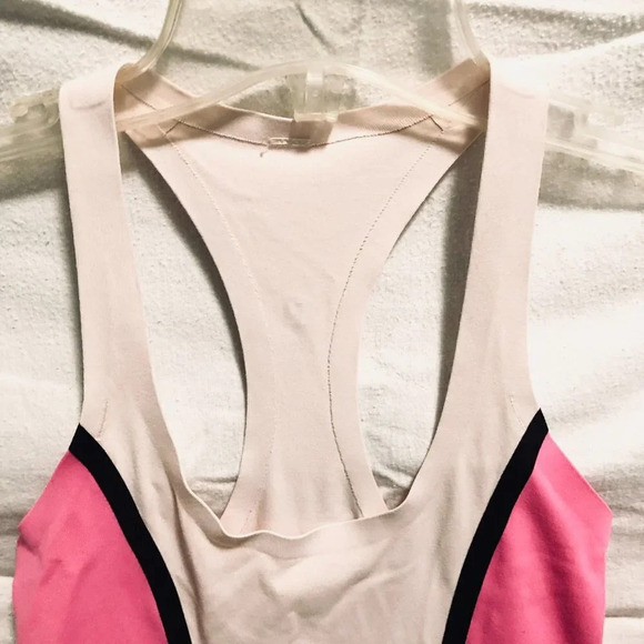 Lululemon Tank Top Size 2 Hot Pink Black  Racerback Yoga Top - Picture 2 of 11